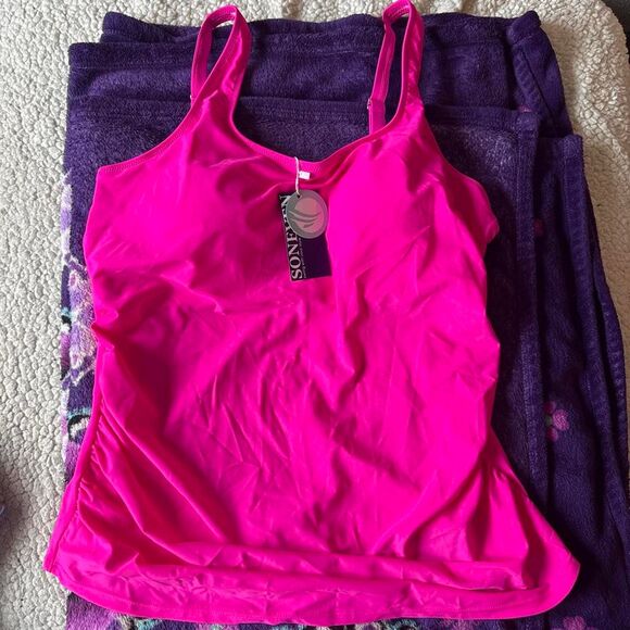 Source Unknown Other - Soneven 2XL Hot Pink Tankini Swim Top Adjustable Straps Plus Size NWT